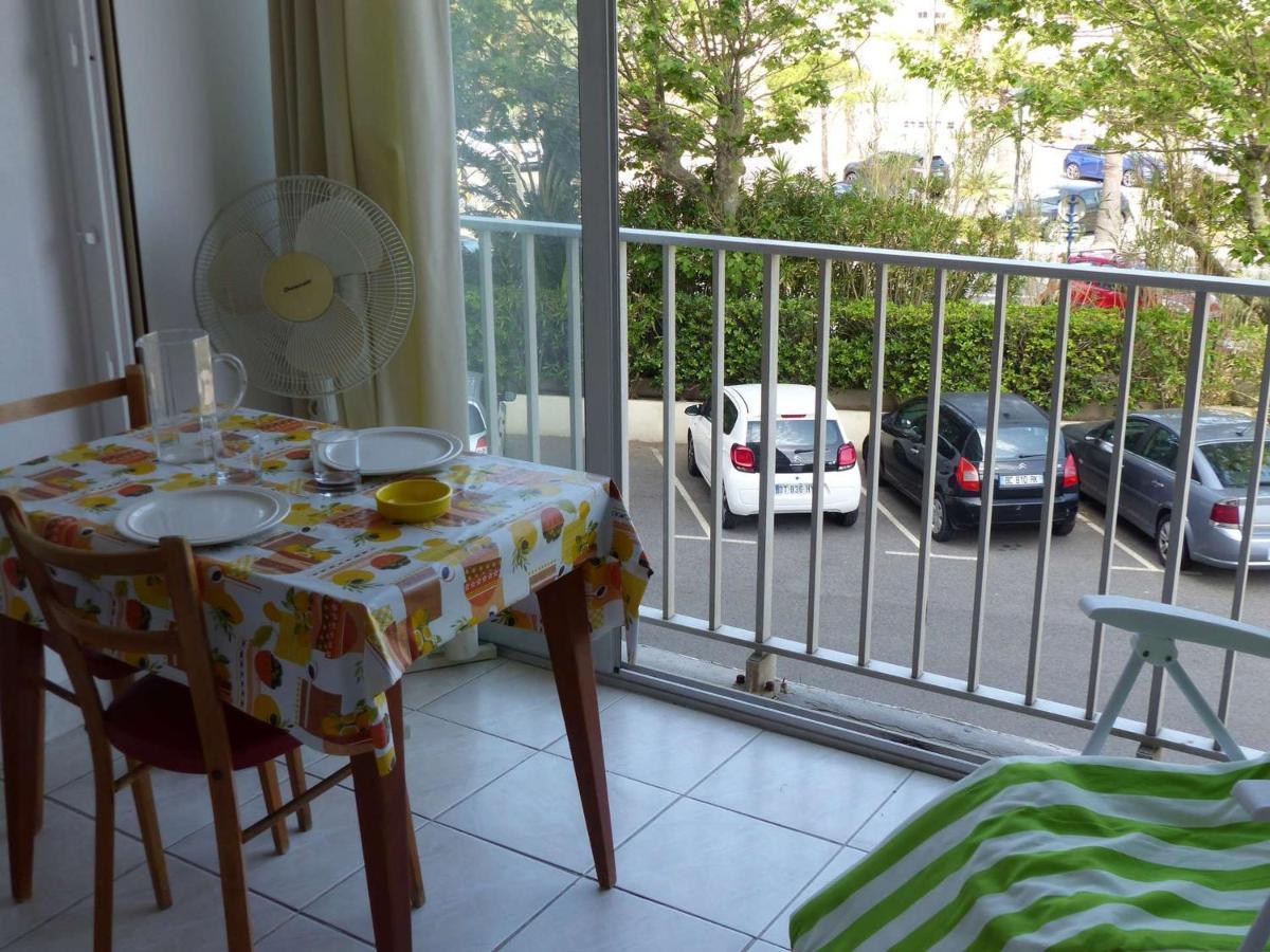 Studio Cosy Avec Tv Et Cuisine Equipee, Bord De Mer Le Lavandou - Fr-1-308-34 Exterior photo