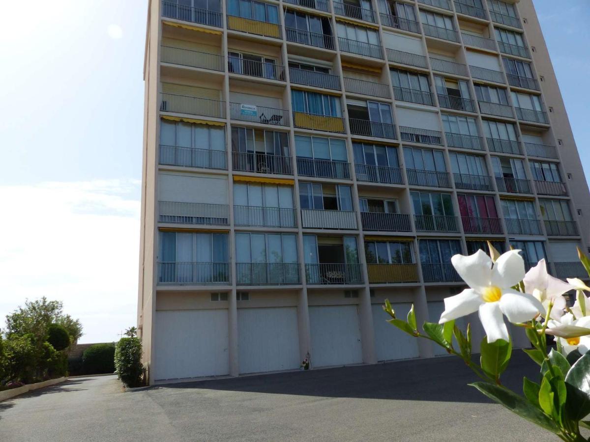 Studio Cosy Avec Tv Et Cuisine Equipee, Bord De Mer Le Lavandou - Fr-1-308-34 Exterior photo